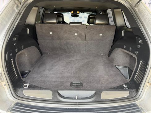 Used 2019 Jeep Grand Cherokee Limited w/ Trailer Tow Group IV image 20