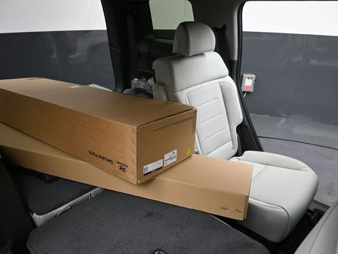 New 2026 Hyundai Santa Fe Limited image 16