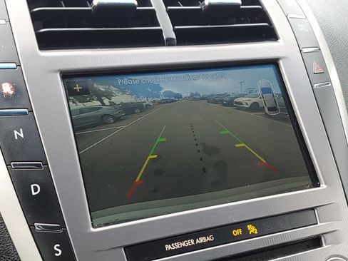 Used 2017 Lincoln MKZ Reserve FWD image 20