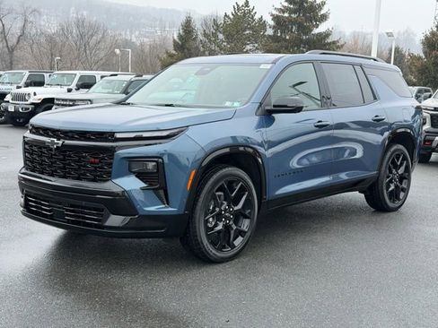 New 2026 Chevrolet Traverse RS w/ LPO, Floor Liner Package image 11