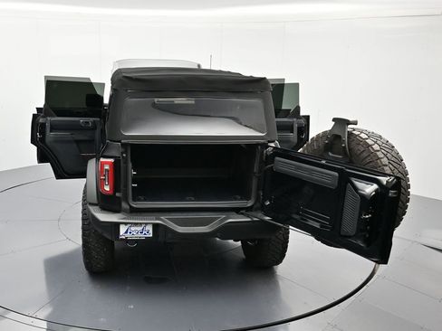Used 2024 Ford Bronco Badlands image 45