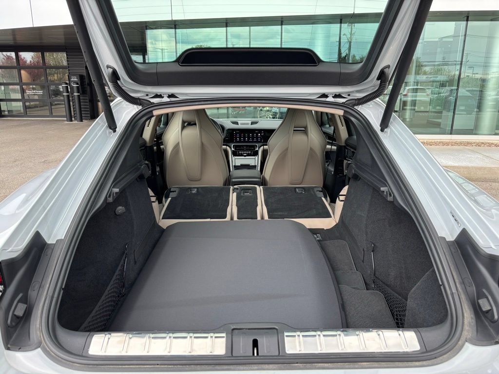 Certified 2025 Porsche Panamera 4 AWD/4WD image 14
