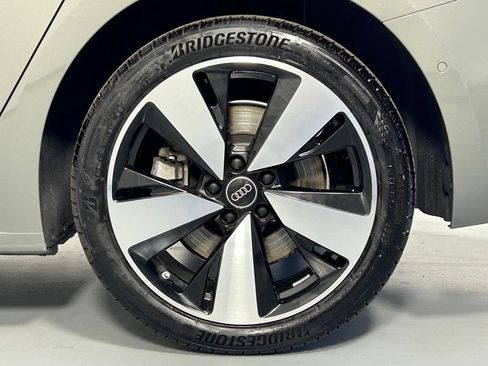 Used 2025 Audi A5 2.0T Premium Plus w/ Premium Plus AWD/4WD image 44
