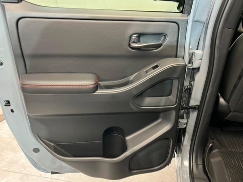 New 2026 Nissan Frontier PRO-4X w/ Pro-4x Convenience Package image 18