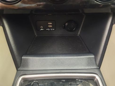 Used 2023 Subaru Forester Limited AWD/4WD image 26