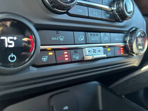 Used 2024 Ford Bronco Outer Banks AWD/4WD image 33