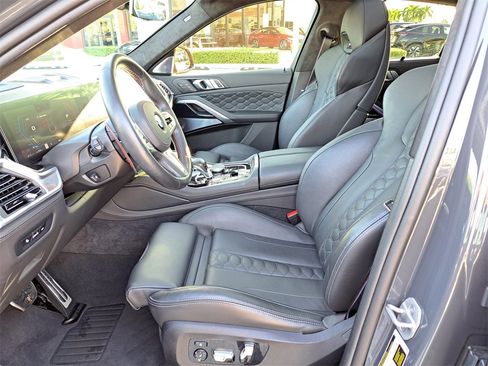 Used 2025 BMW X6 M Competition w/ Executive Package image 15