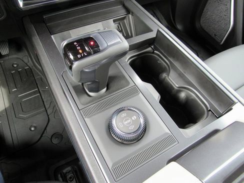 New 2026 GMC Hummer EV 4x4 Crew Cab image 23