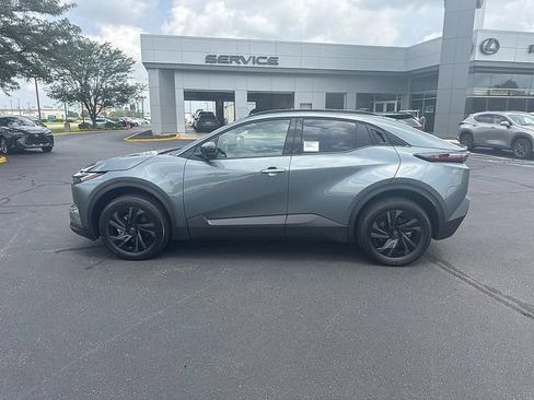 New 2026 Toyota C-HR AWD/4WD image 3
