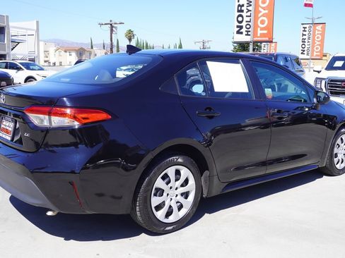 Certified 2024 Toyota Corolla LE FWD image 7