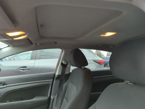 Used 2017 Hyundai Elantra Value Edition w/ Cargo Package image 9