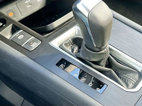 New 2026 Nissan Kicks SV image 16