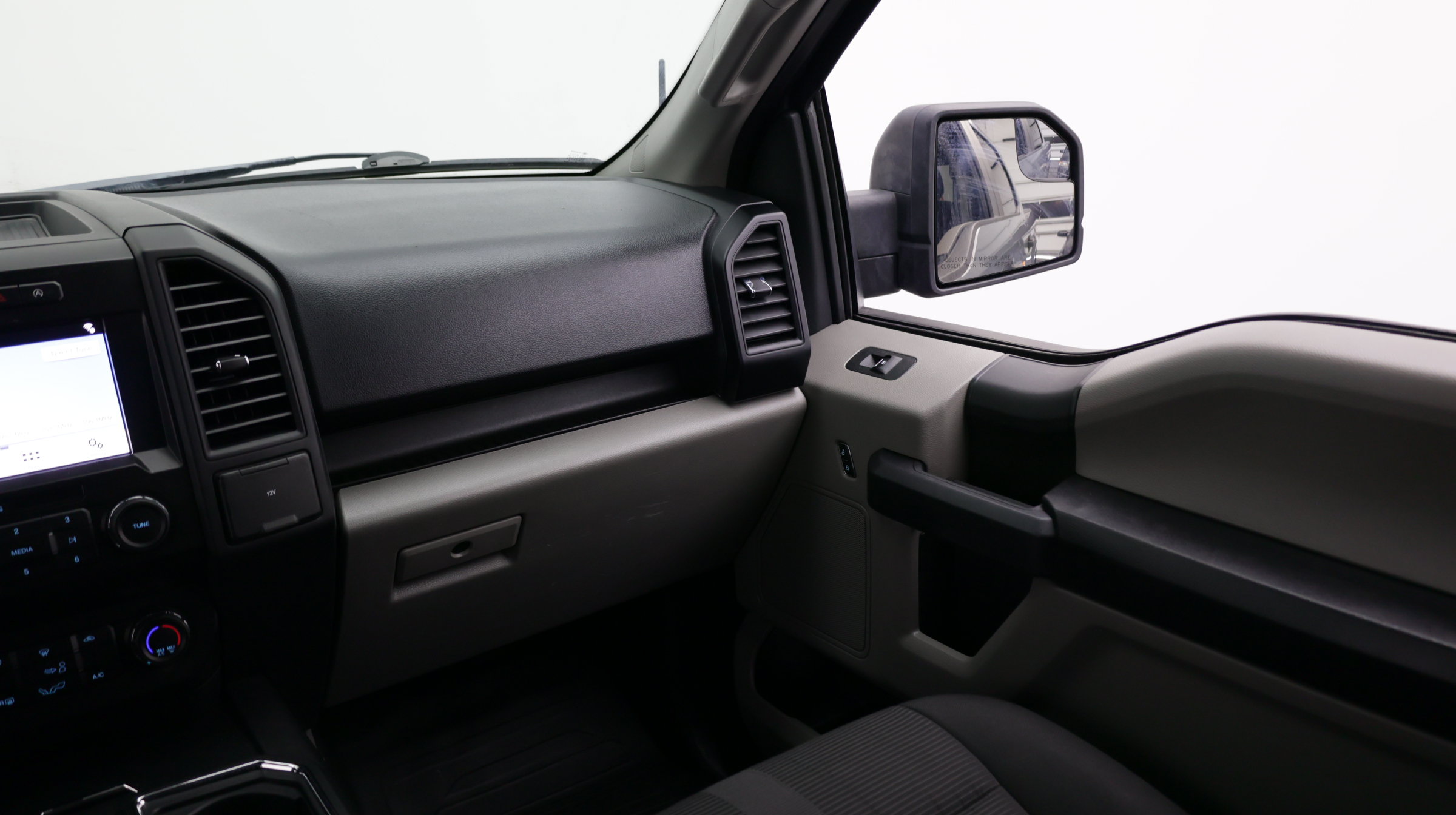 Used 2019 Ford F150 XL w/ Equipment Group 101A Mid AWD/4WD image 27