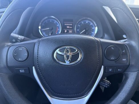 Used 2017 Toyota Corolla LE FWD image 22