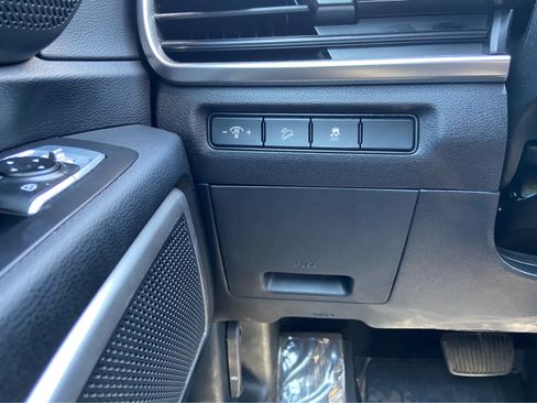 Used 2024 Kia Telluride S w/ S Sunroof Package FWD image 28