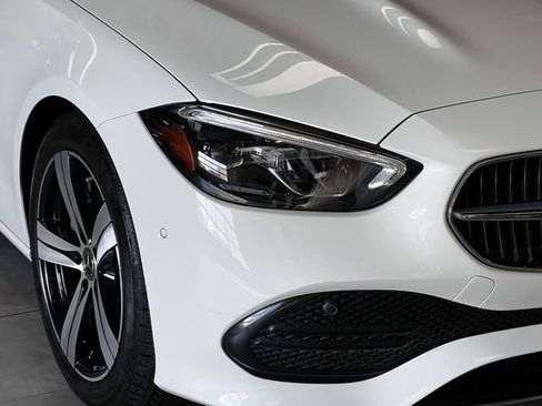 Used 2023 Mercedes-Benz C 300 4MATIC Sedan image 9