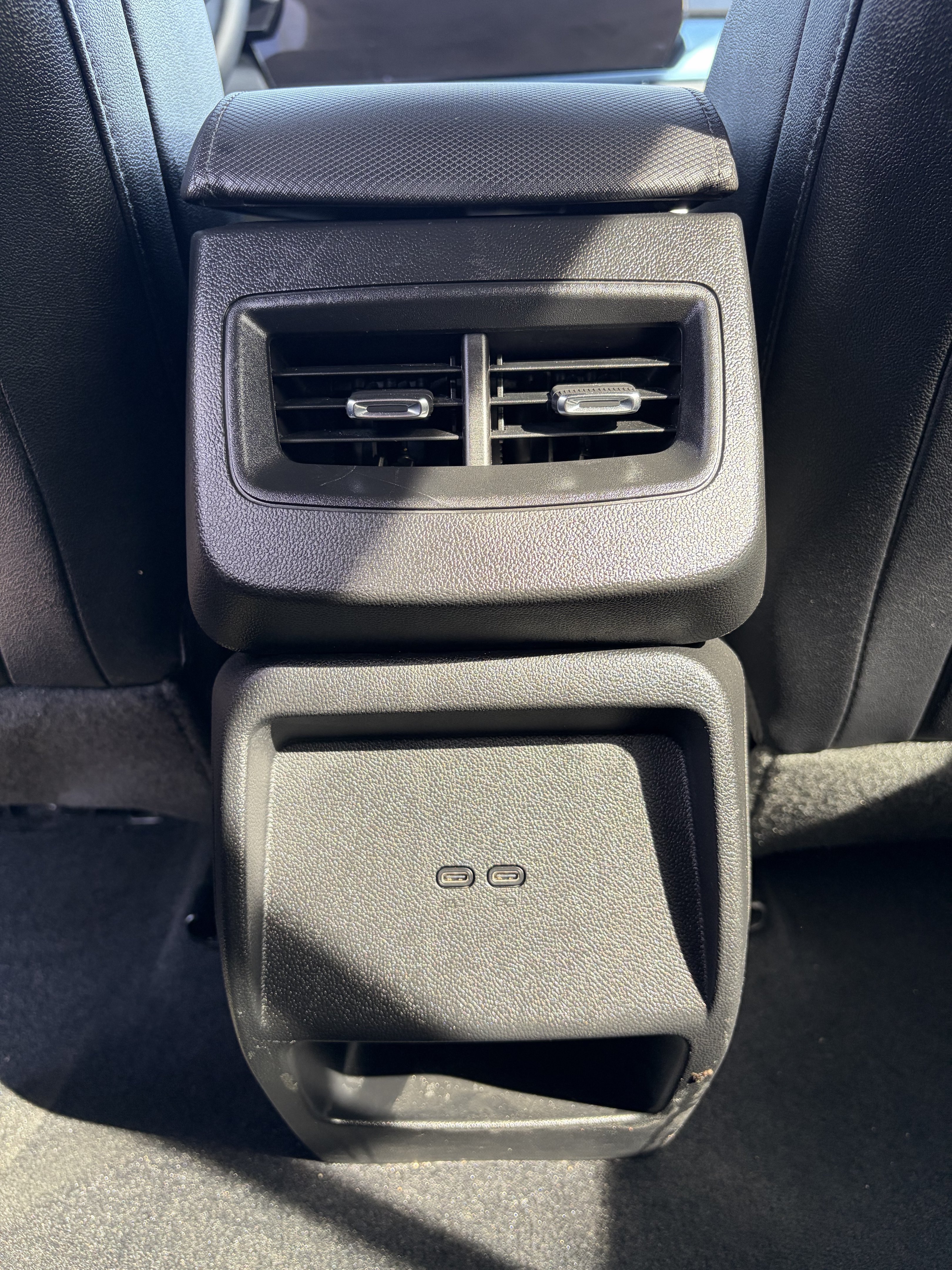 Used 2024 Chevrolet Equinox EV LT w/ LPO, Active Package FWD image 20