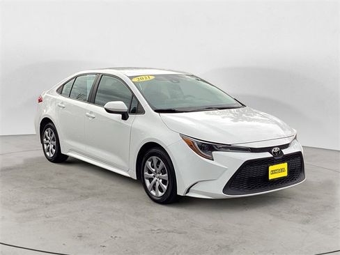 Used 2021 Toyota Corolla LE image 7