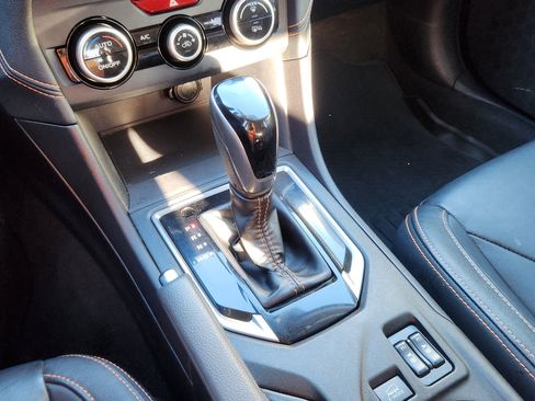 Used 2018 Subaru Crosstrek 2.0i Limited image 26