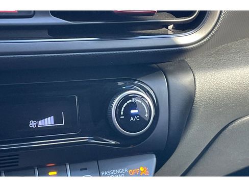 Used 2022 Hyundai Kona N Line image 28