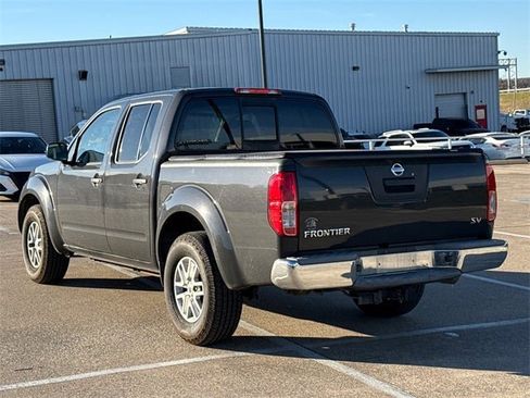 Used 2014 Nissan Frontier SV image 7