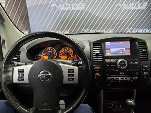 Used 2012 Nissan Pathfinder LE image 21