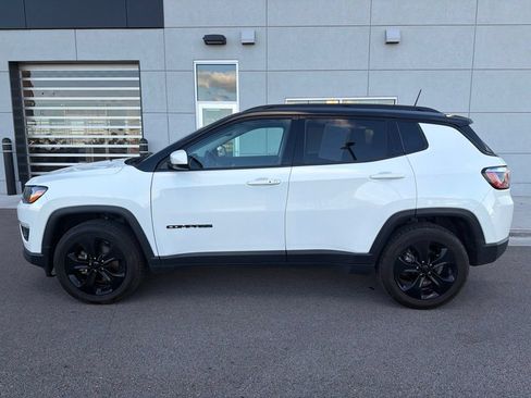 Used 2020 Jeep Compass Latitude AWD/4WD image 3