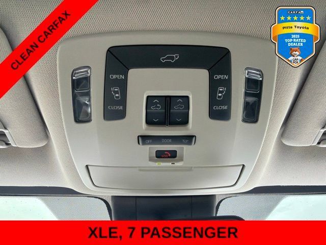Used 2021 Toyota Sienna XLE FWD image 20