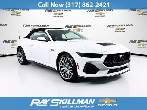 Used 2025 Ford Mustang GT Premium RWD image 1