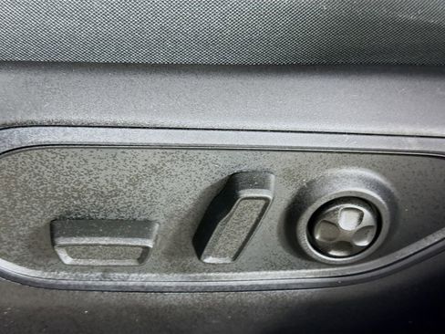 New 2025 Jeep Grand Cherokee Laredo X image 19