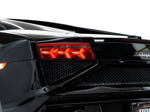 Used 2014 Lamborghini Gallardo LP 560-4 image 12