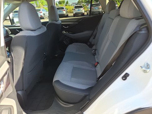 Used 2022 Subaru Outback Premium AWD/4WD image 21