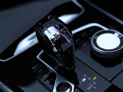 Used 2020 BMW X7 M50i w/ Dynamic Handling Package image 41