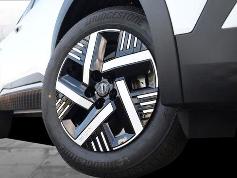 New 2026 Nissan Kicks SV image 3