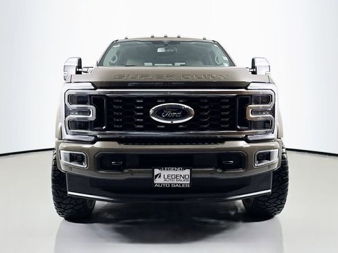 Used 2026 Ford F450 Platinum w/ Platinum Plus Package image 3