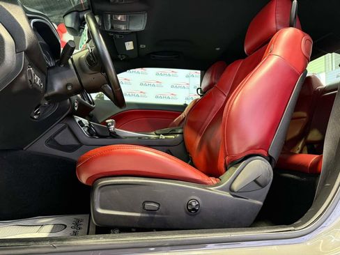 Used 2017 Dodge Challenger GT w/ Driver Convenience Group image 18