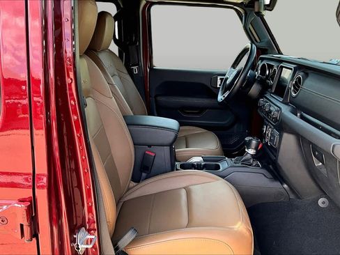 Used 2021 Jeep Wrangler Unlimited Sahara AWD/4WD image 10