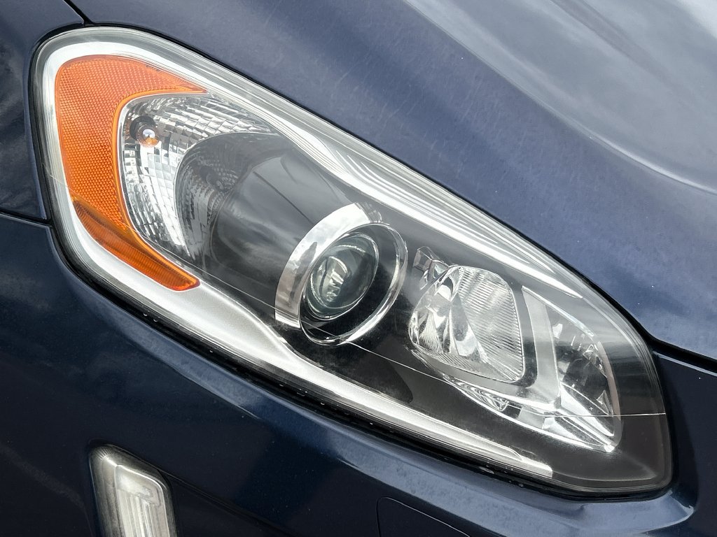 Used 2015 Volvo XC60 T6 Platinum AWD/4WD image 23