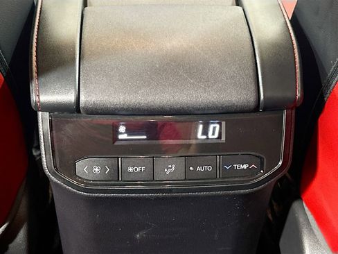 Used 2023 Toyota Highlander XSE FWD image 23