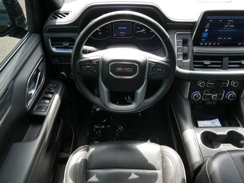 Used 2021 GMC Yukon SLT w/ SLT Premium Package AWD/4WD image 10