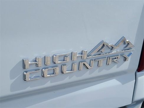 New 2026 Chevrolet Silverado 3500 High Country w/ Technology Package image 9