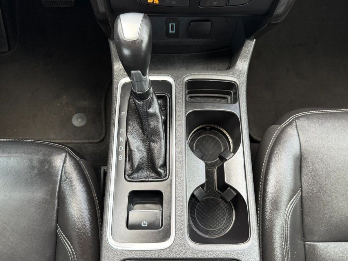 Used 2017 Ford Escape Titanium FWD image 47