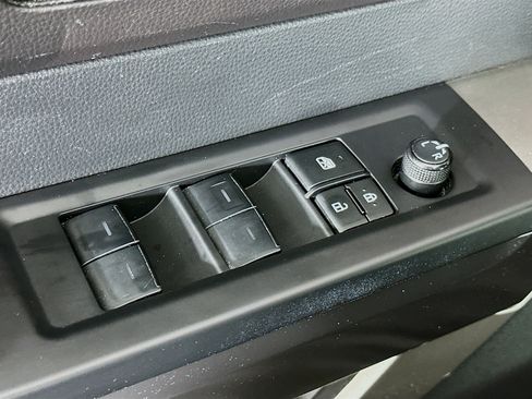 Used 2023 Toyota Tundra SR5 AWD/4WD image 15