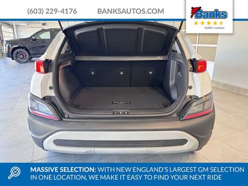 Used 2023 Hyundai Kona SEL AWD/4WD image 7