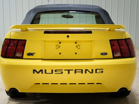 Used 2002 Ford Mustang GT Premium image 6