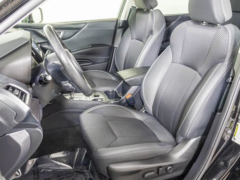 Used 2022 Subaru Forester Premium image 22