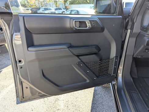 New 2025 Ford Bronco Badlands image 17