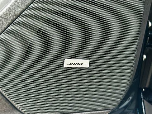 New 2026 Cadillac XT5 Luxury image 18