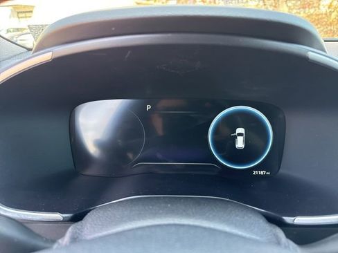 Used 2023 Hyundai Santa Fe Limited image 14