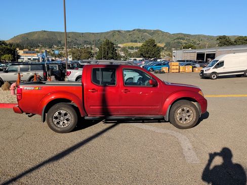 Used 2016 Nissan Frontier PRO-4X w/ Pro-4x Luxury Package image 6